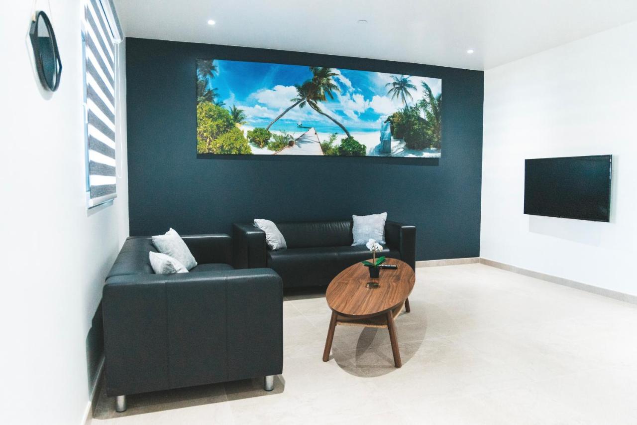 Gray Door Apartments - Adults Only Palm Beach Luaran gambar