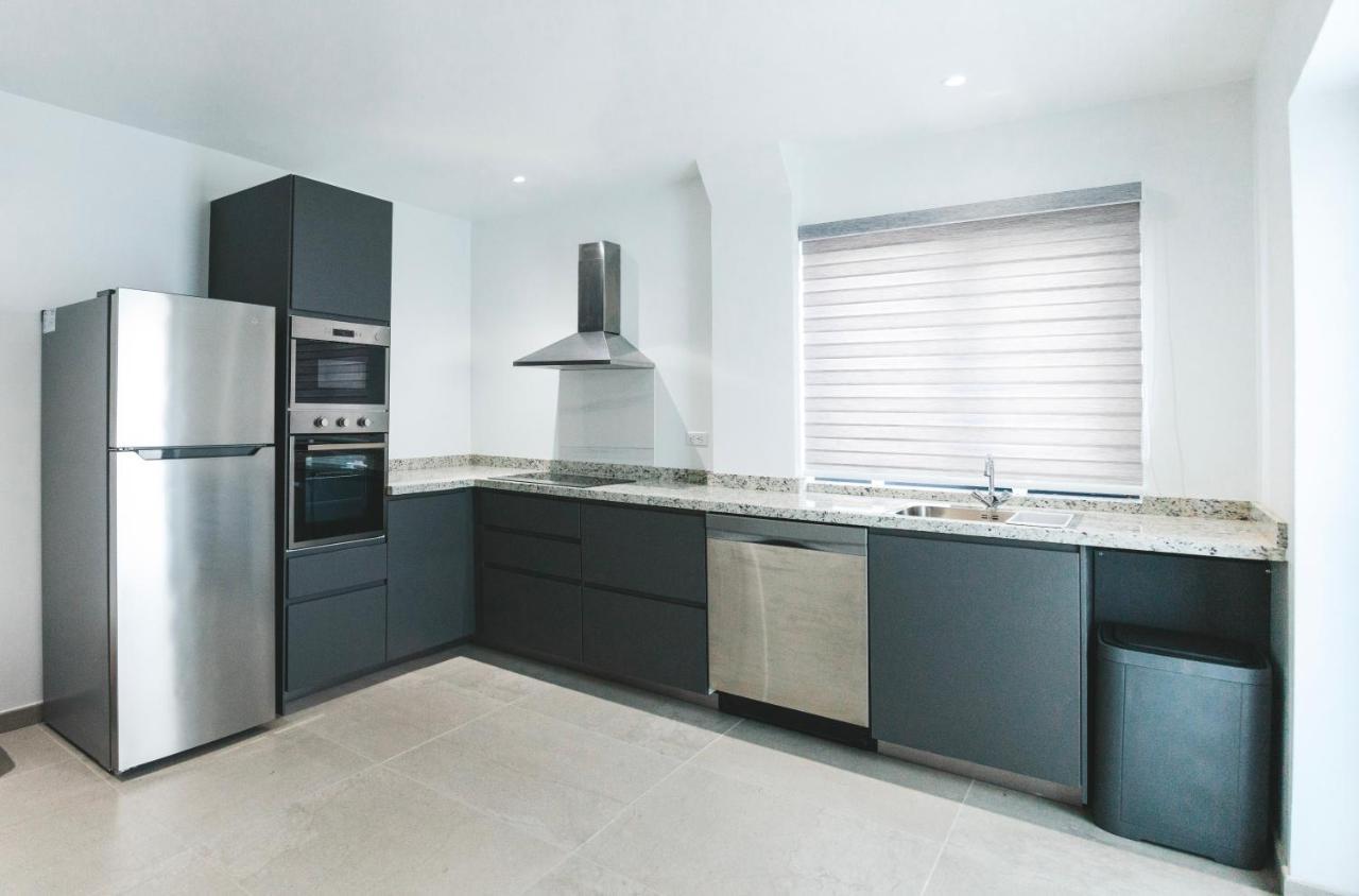 Gray Door Apartments - Adults Only Palm Beach Luaran gambar