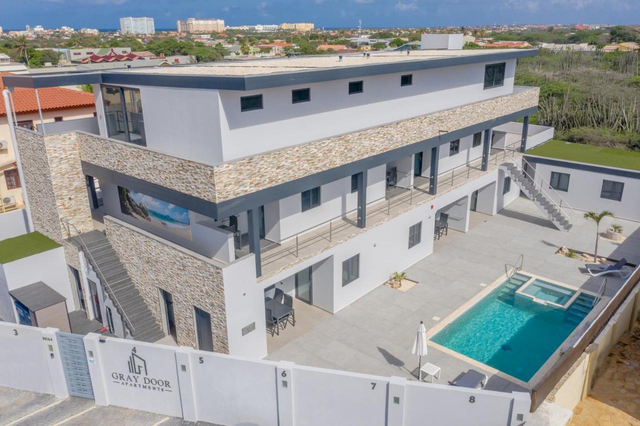 Gray Door Apartments - Adults Only Palm Beach Luaran gambar