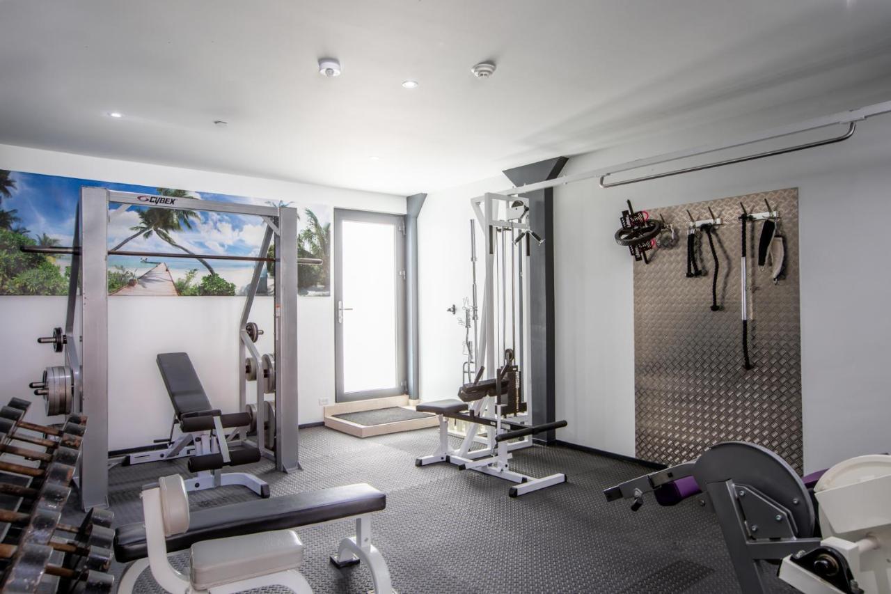 Gray Door Apartments - Adults Only Palm Beach Luaran gambar