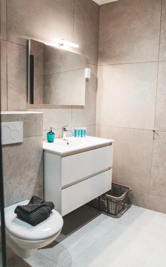 Gray Door Apartments - Adults Only Palm Beach Luaran gambar