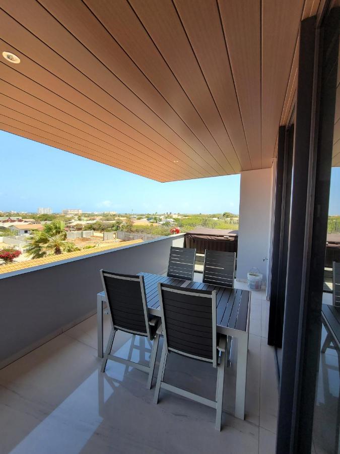 Gray Door Apartments - Adults Only Palm Beach Luaran gambar