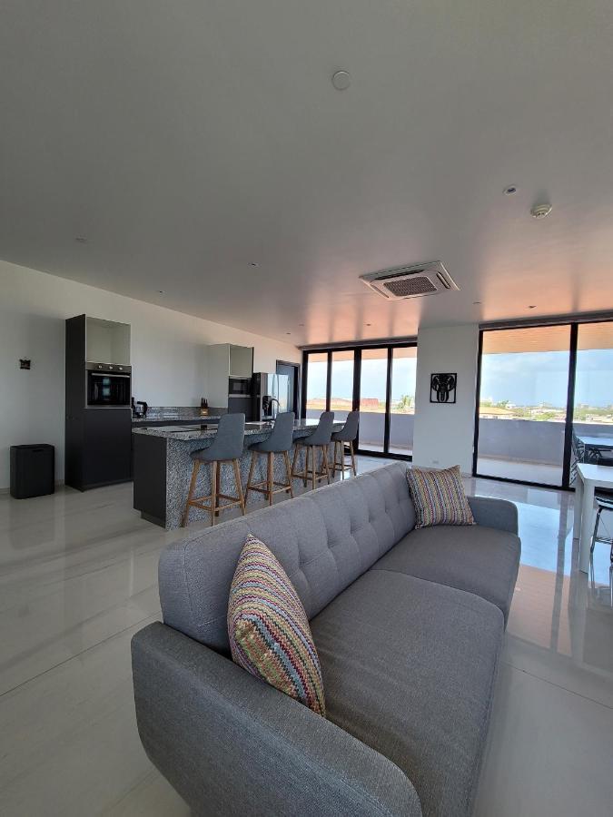 Gray Door Apartments - Adults Only Palm Beach Luaran gambar